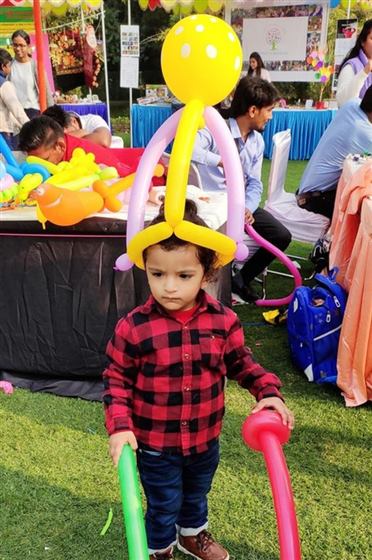 Balloon Modelling — Meaura Events activity