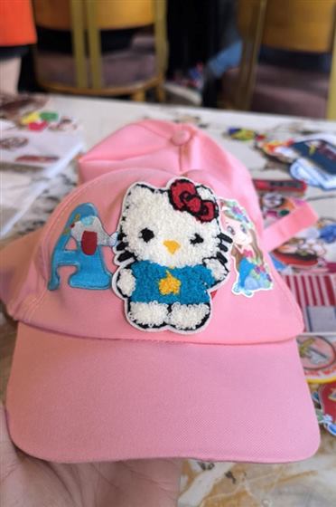 Cap Making — Meaura Events activity