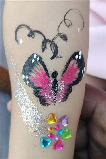 Glitter Tattoo — Meaura Events activity