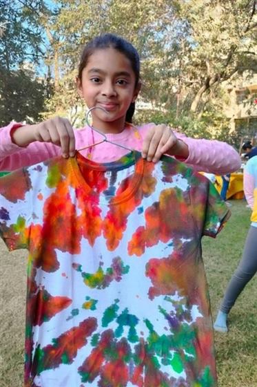 T-Shirt Colouring — Meaura Events activity
